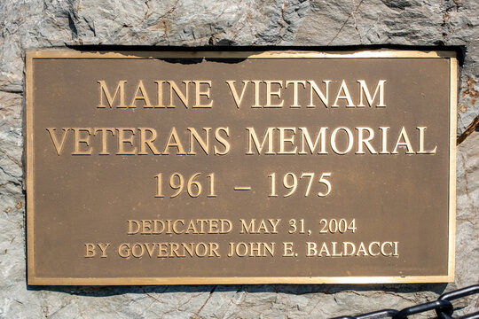 Maine Vietnam Veterans Memorial Plaque on a stone in Bangor, Maine