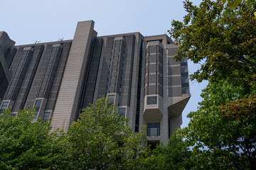 Naklejka premium Robarts Library at University of Toronto - Campus St. George - Toronto, Ontario, Canada