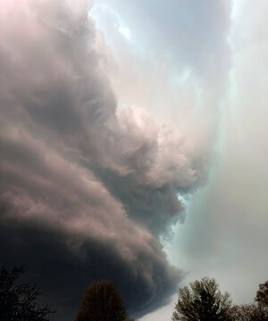 An incredible photo of a real supercell.
