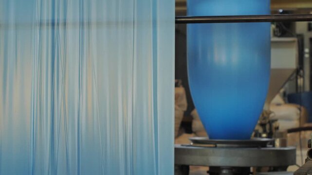 Blown film extrusion machine manufacturing plastic bags