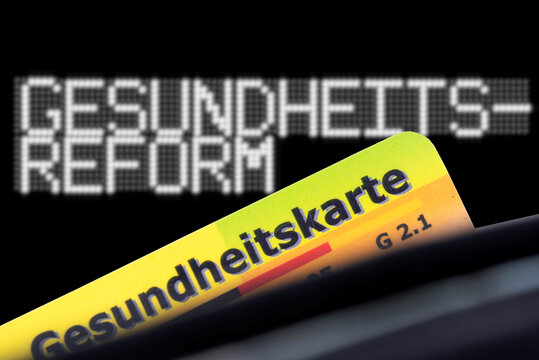Karte von einer Krankenkasse und die Gesundheitsreform in Deutschland