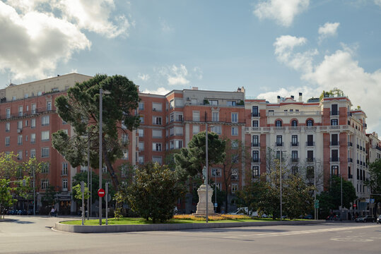 Fachadas y arquitectura de edificios de Madrid