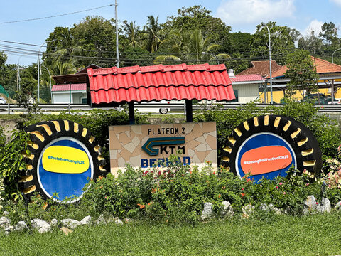 Johor, Malaysia, April 22, 2026: Old Kluang KTMB Station Platform Sign