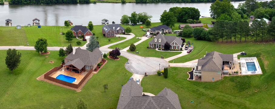 Wealthy neighborhood with expensive houses in Kingston, Tennessee. Development of US premium housing market