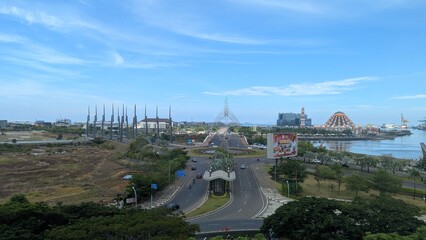 Obraz premium The downtown area of Makassar, located within the CPI Makassar district, makes Makassar one of the best cities in Indonesia