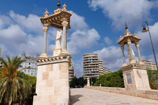 The Puente del Mar bridge in Valencia, Spain