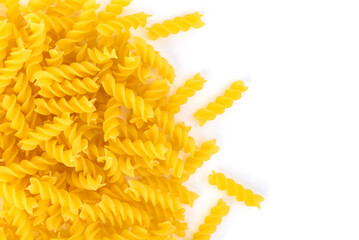 Naklejka premium Pasta fusilli isolated on white background.