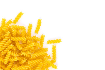 Naklejka premium Pasta fusilli isolated on white background.