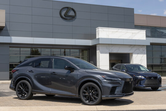 Lexus RX 500h F Sport Performance AWD SUV at a dealership. Lexus offers the RX500h with a 2.4L Turbo Hybrid engine. MY:2026