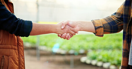 Plakat Agriculture, people or handshake in greenhouse for deal, industry partnership or production agreement. Collaboration, farmers or shake hands for crop development support, b2b alliance or cooperation