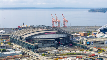 Fototapeta premium T Mobile Park stadium with Seattle harbor cranes