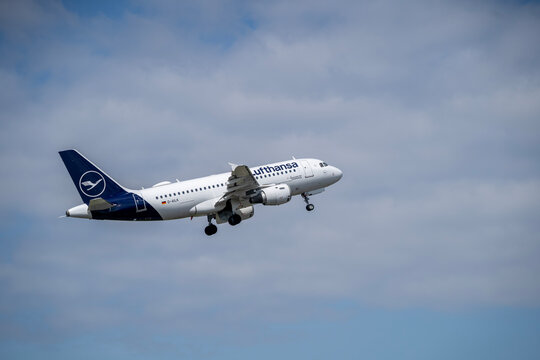 Lufthansa Airbus A319 airplane takes off at LIN Milano Linate international airport