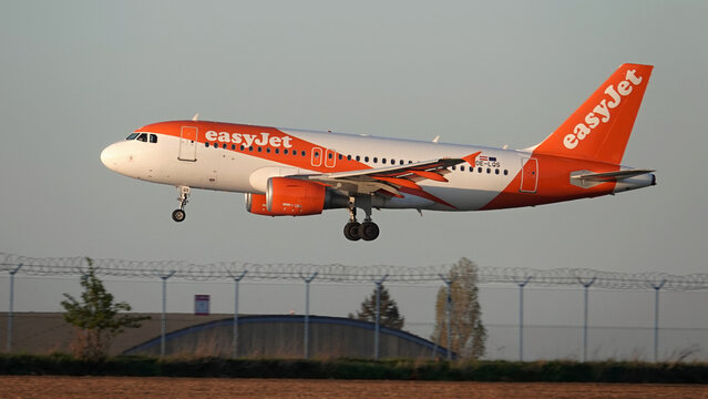 Easyjet airline Airbus landing at Prague airport