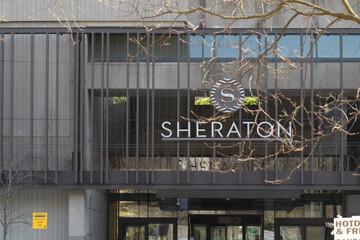 Naklejka premium exterior facade and sign of Sheraton Centre Toronto Hotel (principal entrance 123 Queen St W)