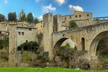 Obraz premium Medieval town Besalu with bridge. Catalonia. Spain