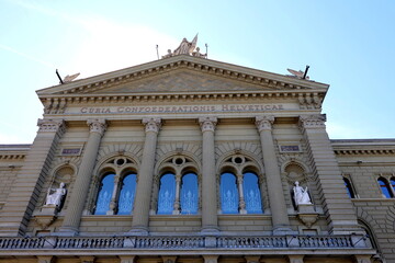 Fototapeta premium Fassade des Bundeshauses in Bern