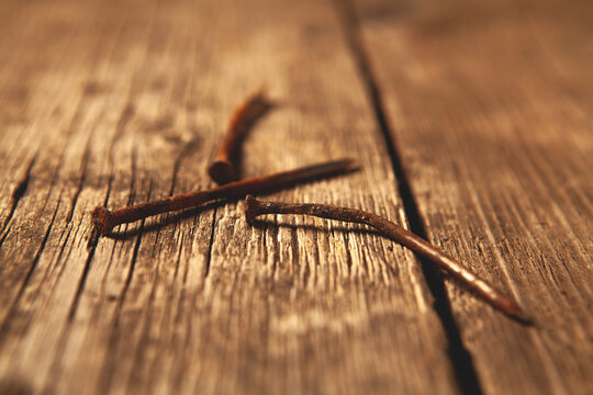 an old rusty nail in the village of phonemes