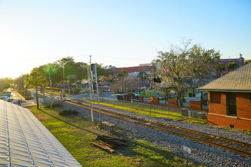 Naklejka premium Plant City, Florida, USA: 03 20 2026: Landscape of plant city downtown and historic train station, Florida
