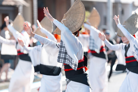 阿波踊り