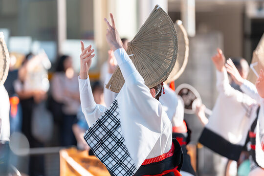 阿波踊り