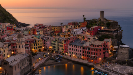 Obraz premium Colorful Coastal Village of Vernazza, Cinque Terre, Italy