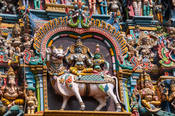 Naklejka premium Details of Meenakshi Temple, One of the biggest and oldest temple in Madurai, India.