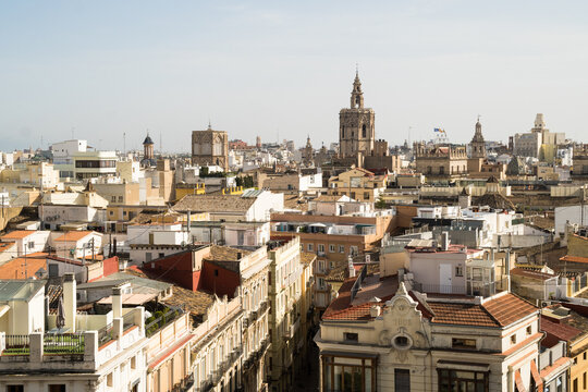 Panorama der Altstadt von Valencia &ndash; historische Skyline und D&auml;cher in Spanien