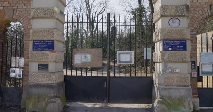 Vienna Sternwartepark Entrance Gate Close Shot &ndash; Urban Park Architecture and Nature in Early Spring Austria