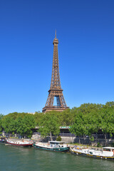 Fototapeta premium Eiffel Tower seen from Bir Hakeim Bridge in Paris, France, April 23, 2026