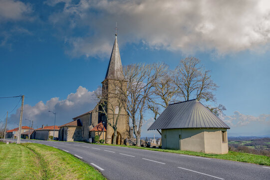 Thermes-Magnoac is a commune and town in France, in the Midi-Pyr&eacute;n&eacute;es region, Hautes-Pyr&eacute;n&eacute;es department, in the district of Tarbes and canton of Castelnau-Magnoac.
