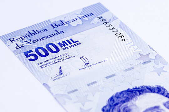 A high-resolution macro shot showcasing a segment of the(500 Mil) Venezuelan 