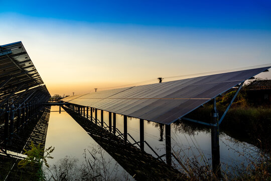 A Solar Photovoltaic Power Plant in the Lake