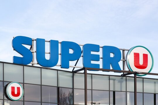 Villars les Dombes, France - February 1, 2017: Super U logo on a wall. Super U is a French supermarket chain and it belongs to Systeme U group