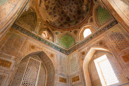Dorut Tilovat Complex interior in Shahrisabz