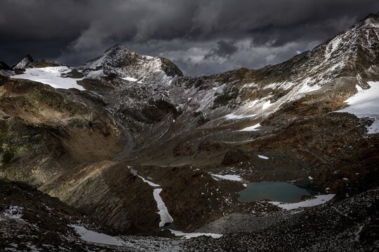 &Ouml;tztal mountains with dramatic sky, S&ouml;lden, &Ouml;tztal, Tyrol, Austria