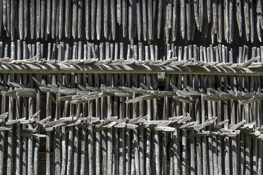 Diemen, wooden racks, wooden rack for drying hay at an old barn, Oberstdorf, Oberallg&auml;u, Allg&auml;u Alps, Allg&auml;u, Bavaria, Germany