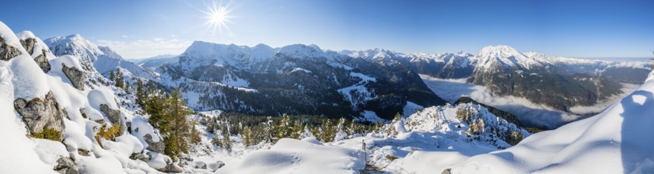 Alpine panorama in winter at nice weather, view from Jenner to K&ouml;nigssee and Watzmann, Berchtesgaden National Park, Berchtesgaden Alps, Sch&ouml;nau am K&ouml;nigssee, Berchtesgadener Land, Bavaria, Germany