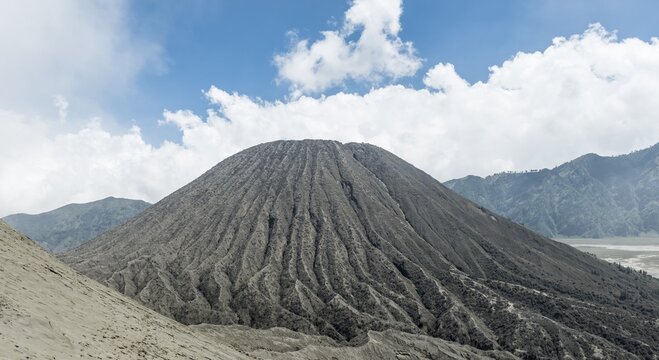 Mount Batok, volcano, Bromo Tengger Semeru National Park, East Java, Indonesia