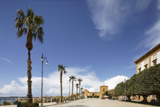 Piazza, square, Scandaliato, historic center, old town hall on the right, 17th century, Sciacca, port city, thermal spa, Agrigento Free Community Consortium, Sicily region, Italy, Mediterranean