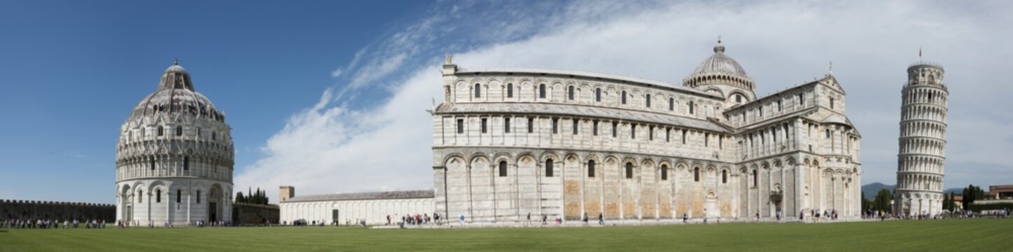 Leaning Tower of Pisa, the Cathedral of Santa Maria Assunta and the Battistero baptistery, Piazza del Duomo, Piazza dei Miracoli, Pisa, Tuscany, Italy