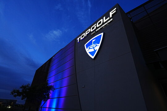 Top Golf Driving Range and Sports Entertainment Venue in Phoenix Arizona

