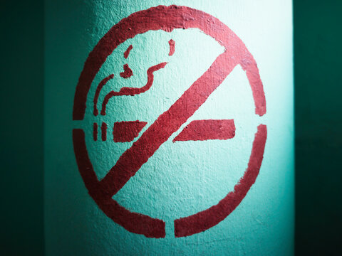 Smoking forbidden sign round banner backdrop