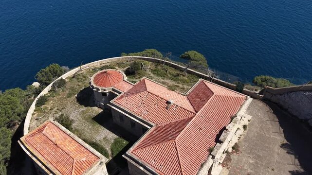 Semaforo Faro de Begur en el Mediterr&aacute;neo de la Costa Brava, Catalunya