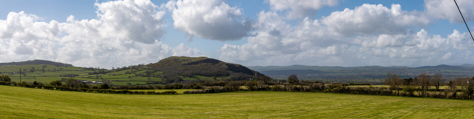 Fototapeta premium Panoramic photo of a north welsh hill
