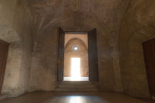 Cuba, Havana.  Interior doorway in the Cathedral of St Francis of Assisi (Basilica of San Francisco de As&iacute;s) in old Havana
