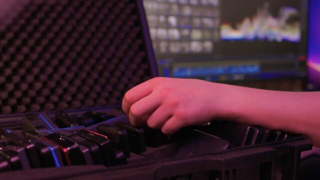 Precise sorting of multiple external storage devices in orderly rows. Systematic placement of various external hard discs emphasizing organization and cataloging principles