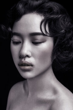 Asian women's black and white makeup