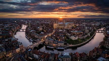 Obraz premium Aerial view of York Minster and River Ouse in York at beautiful sunset