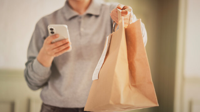 Food delivery service to home