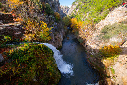 Clandras Bridge and Banaz River